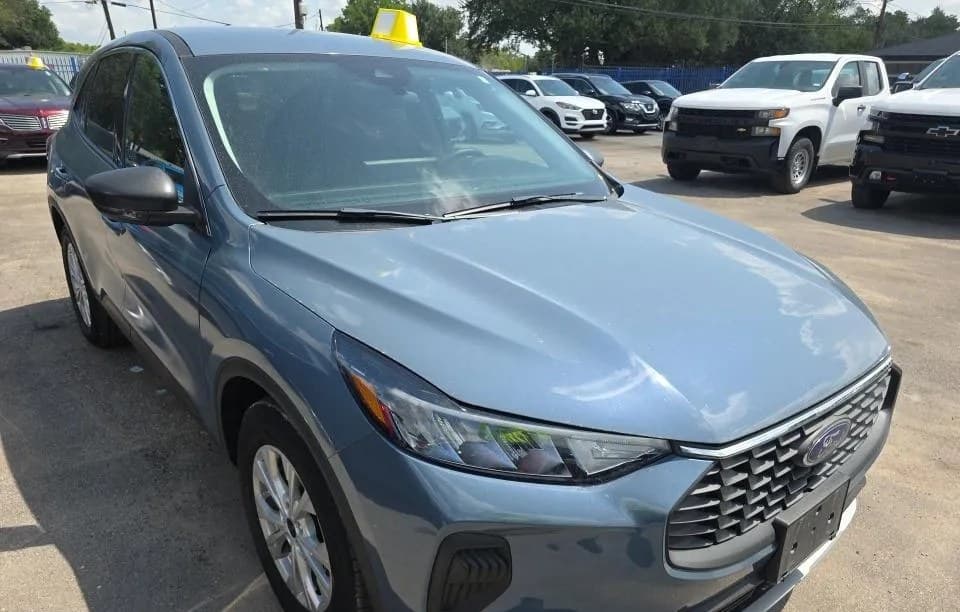 2023 FORD ESCAPE Active 4
