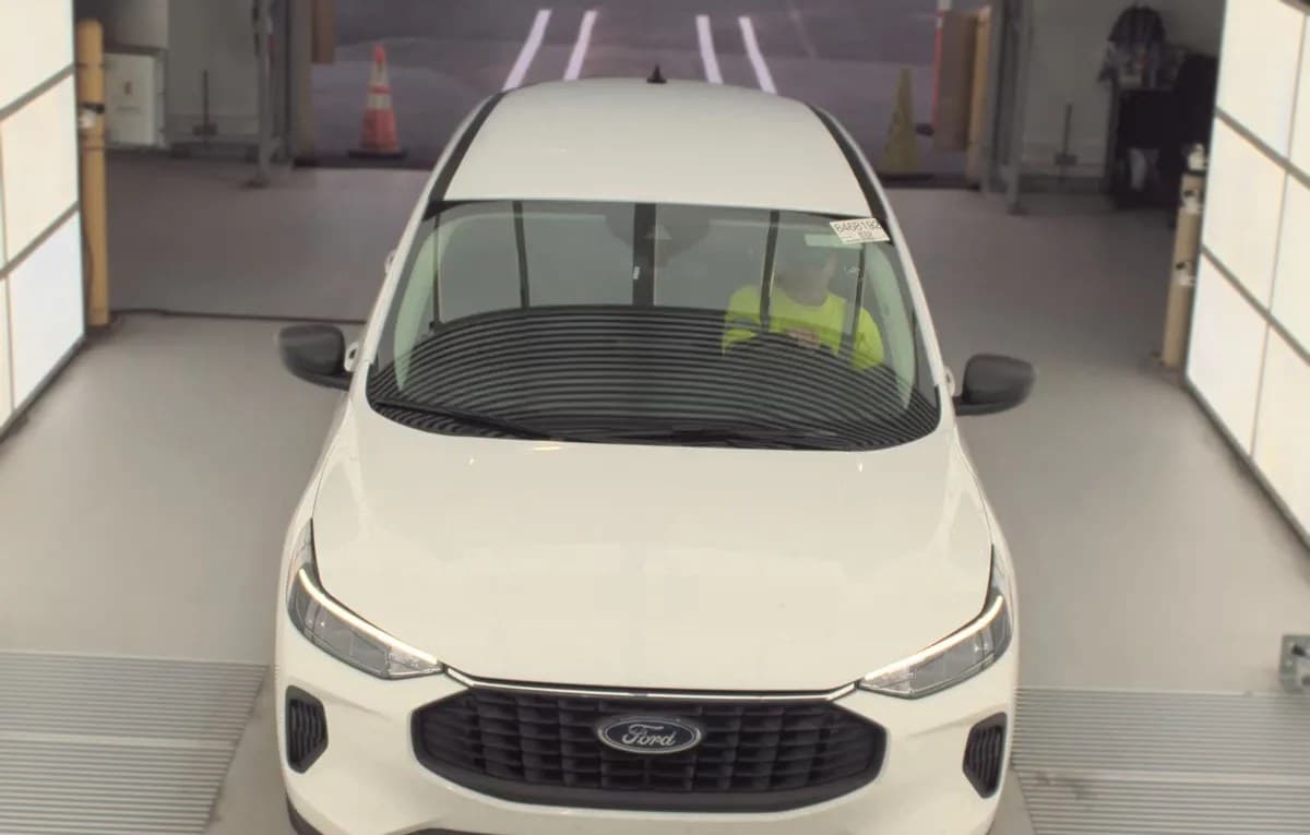 2025 FORD ESCAPE Active 3