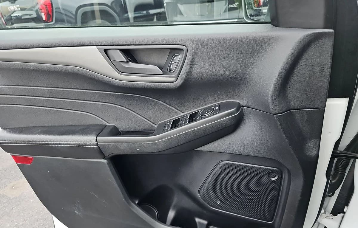 2025 FORD ESCAPE Active 6