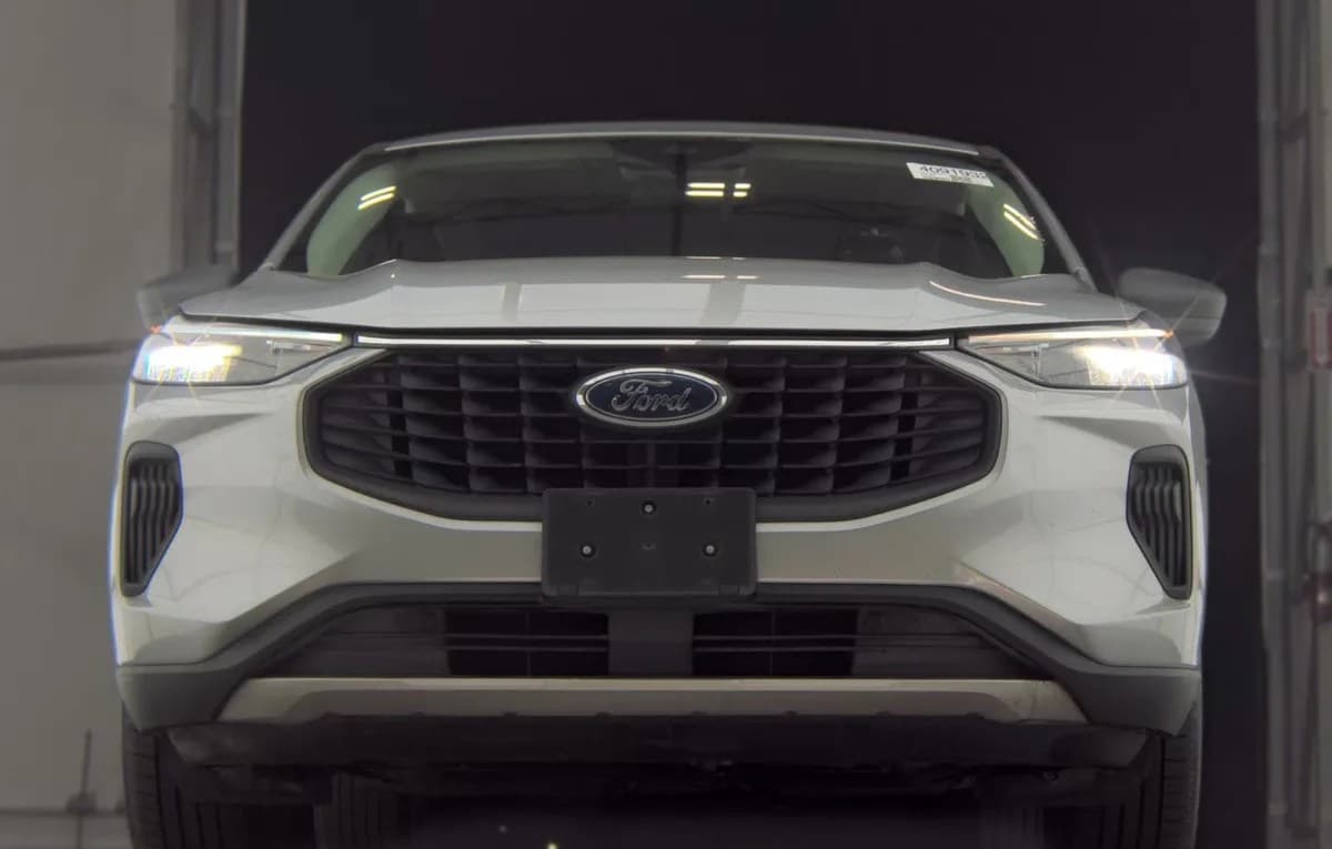 2023 FORD ESCAPE HYBRID Active 4