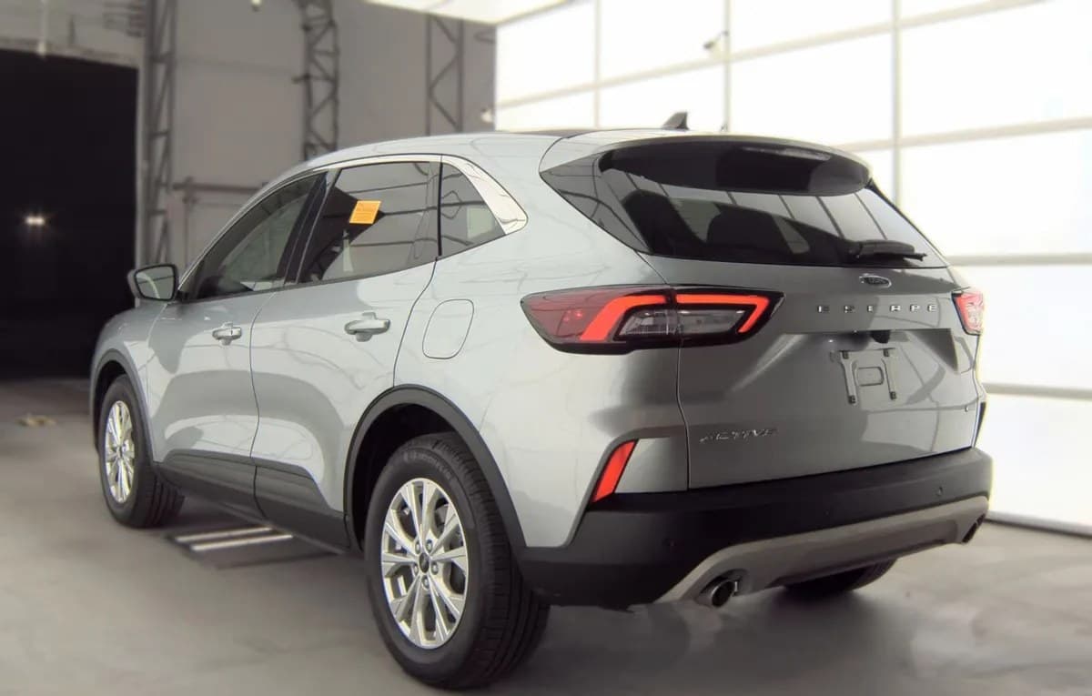 2023 FORD ESCAPE HYBRID Active 5