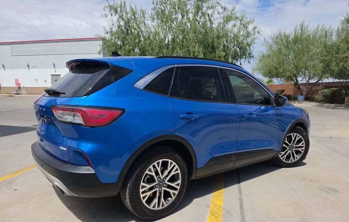 2020 FORD ESCAPE SEL 4