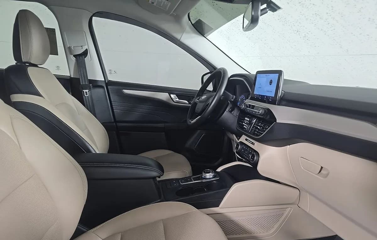 2022 FORD ESCAPE SEL 5