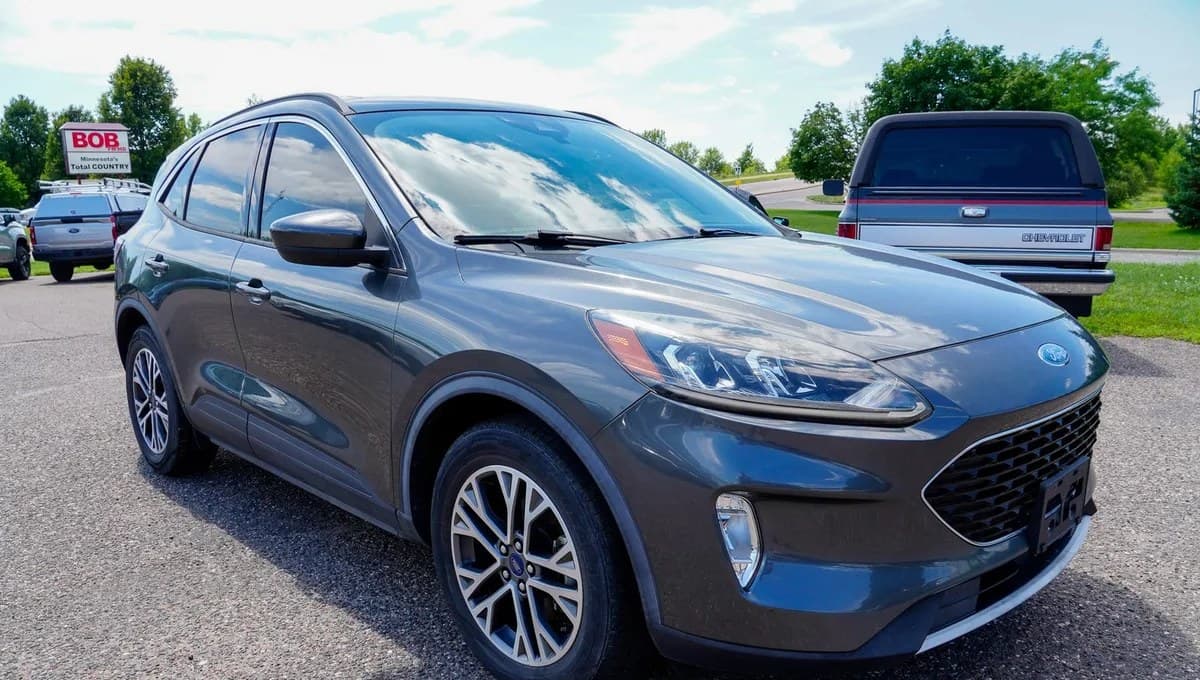 2020 FORD ESCAPE SEL 3