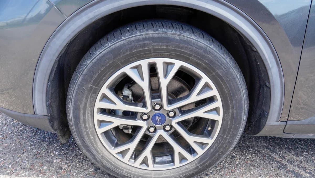 2020 FORD ESCAPE SEL 5
