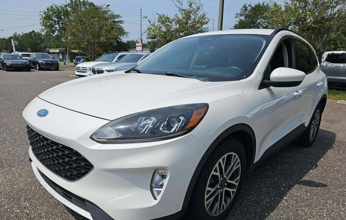 2020 FORD ESCAPE SEL 2