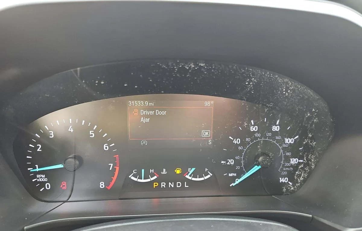 2020 FORD ESCAPE SEL 6