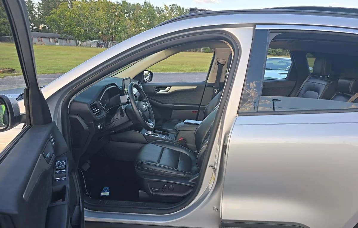 2020 FORD ESCAPE SEL 4