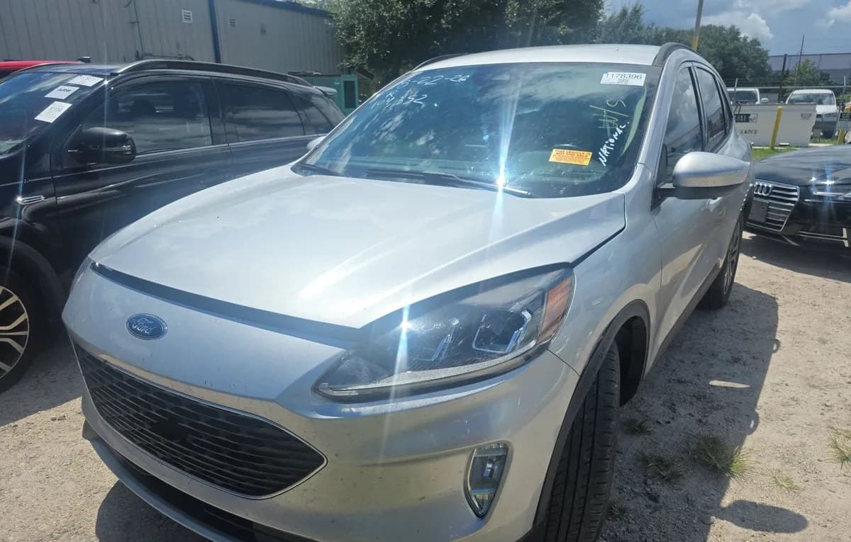 2020 FORD ESCAPE SEL 2