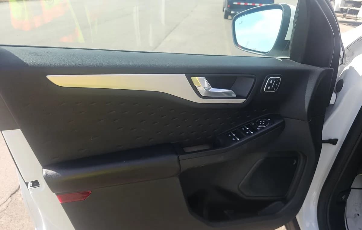 2020 FORD ESCAPE SEL 6