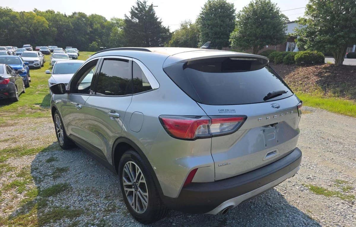 2021 FORD ESCAPE SEL 3