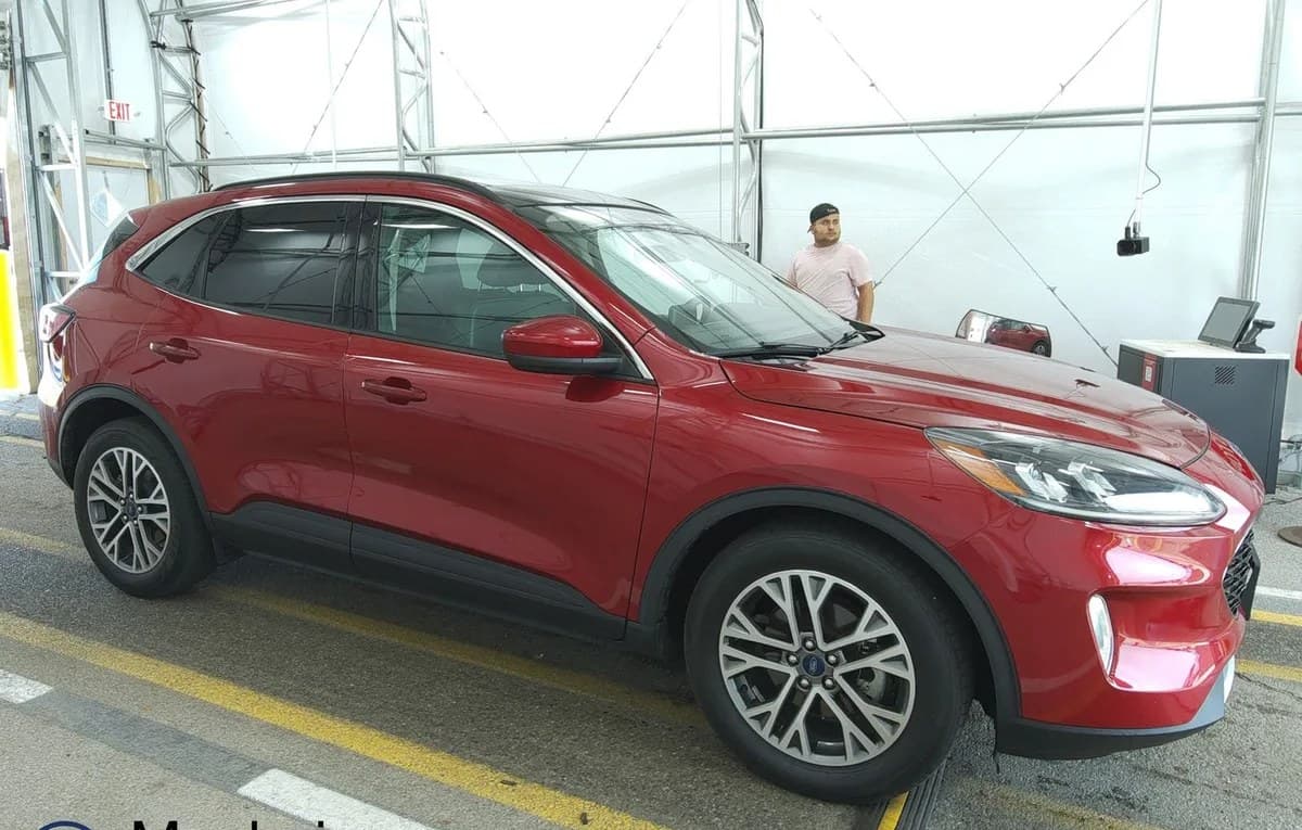 2020 FORD ESCAPE SEL 4