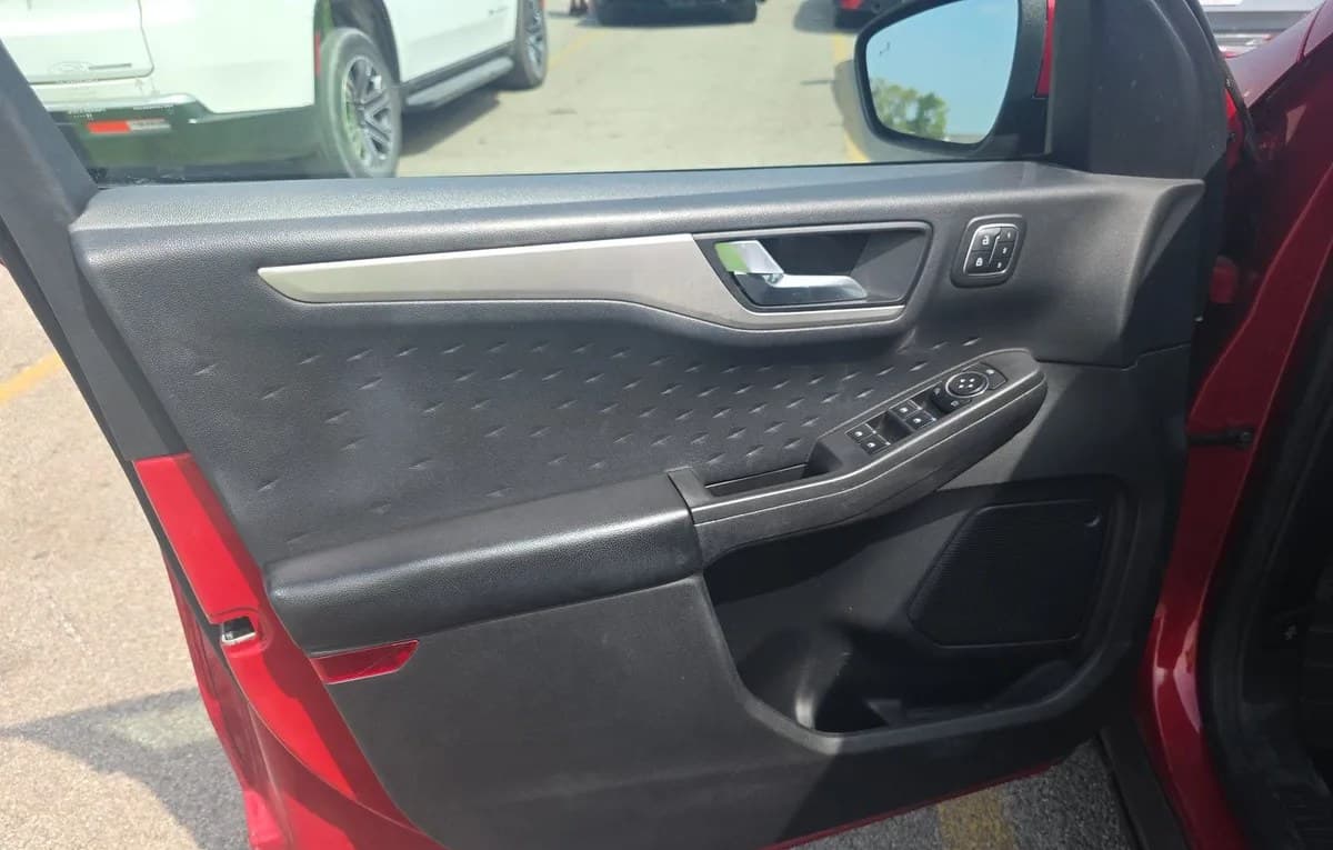 2020 FORD ESCAPE SEL 6