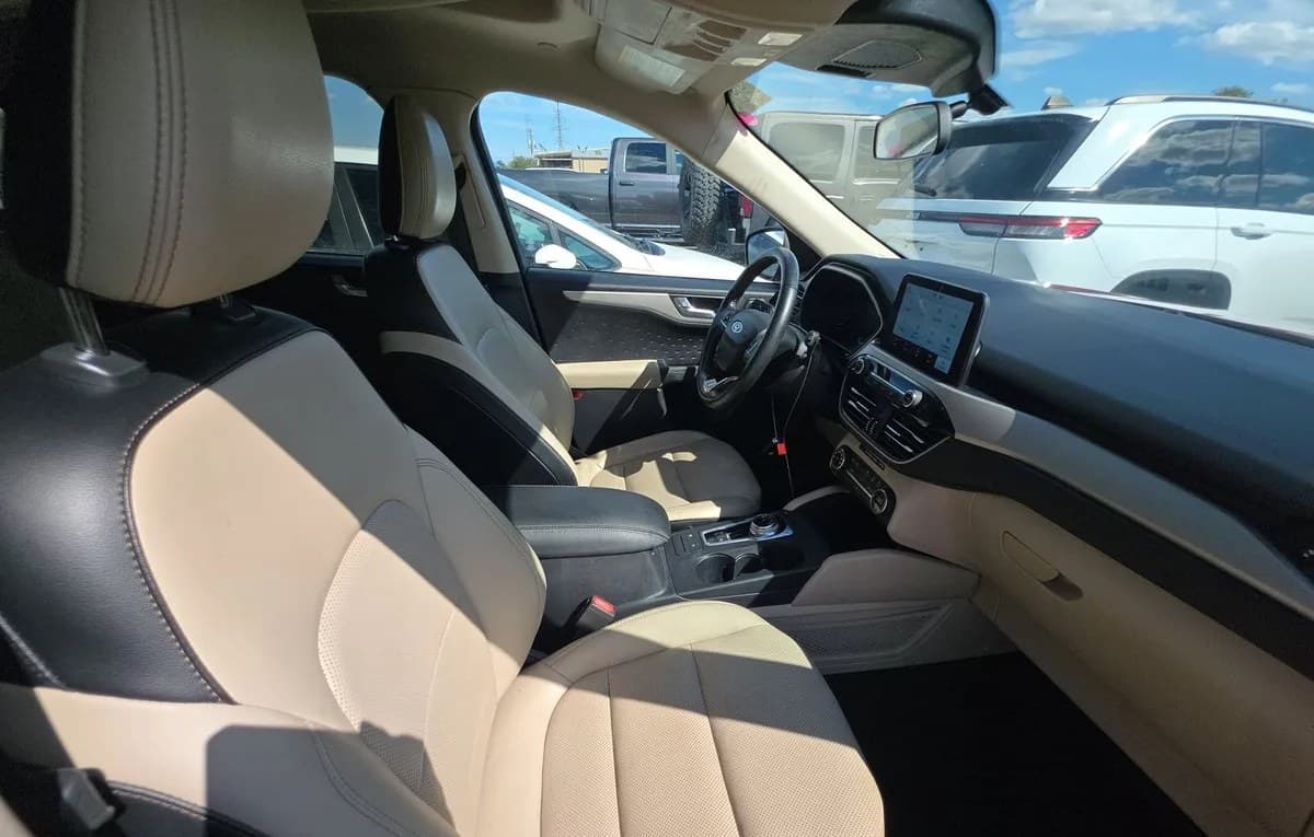 2020 FORD ESCAPE SEL 5