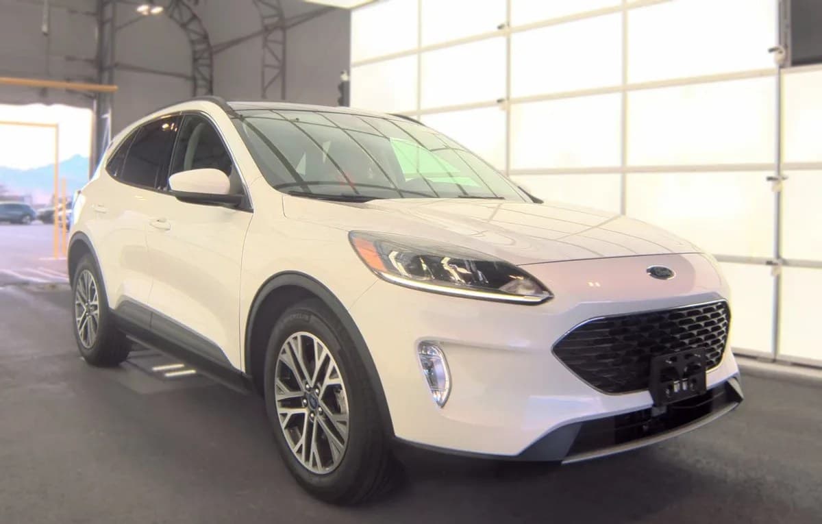 2021 FORD ESCAPE SEL 4