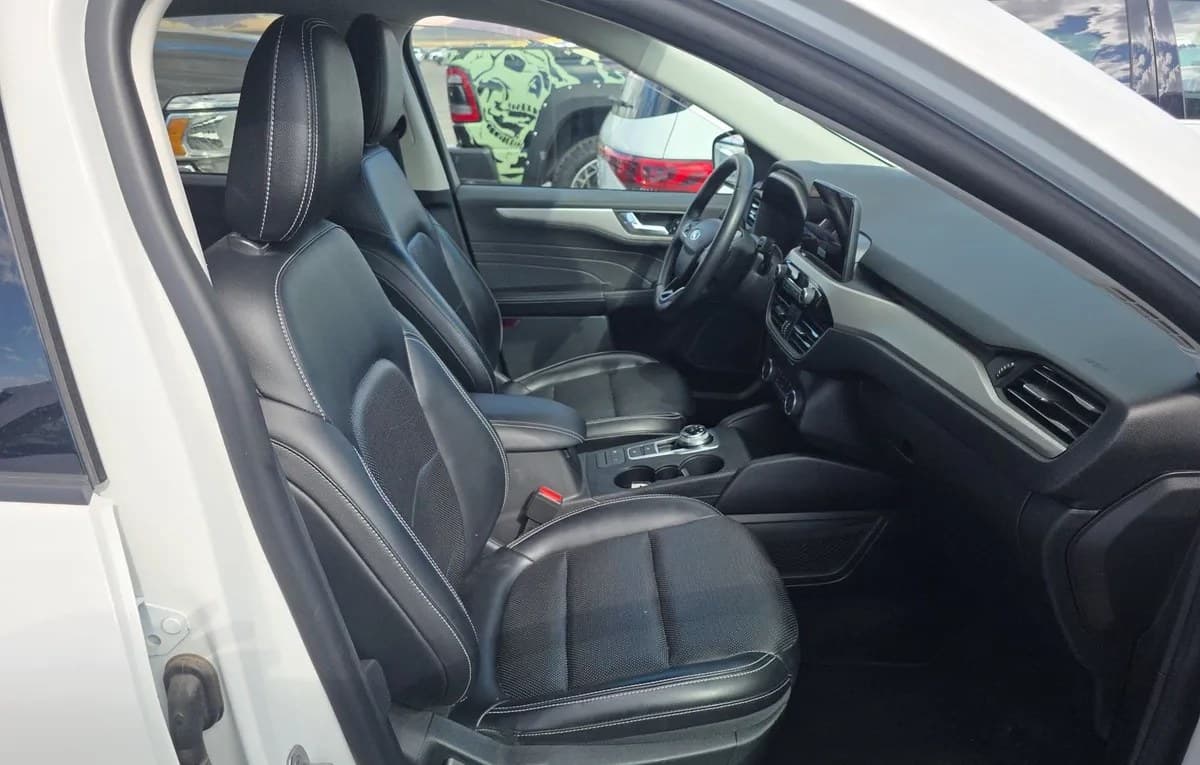 2021 FORD ESCAPE SEL 5
