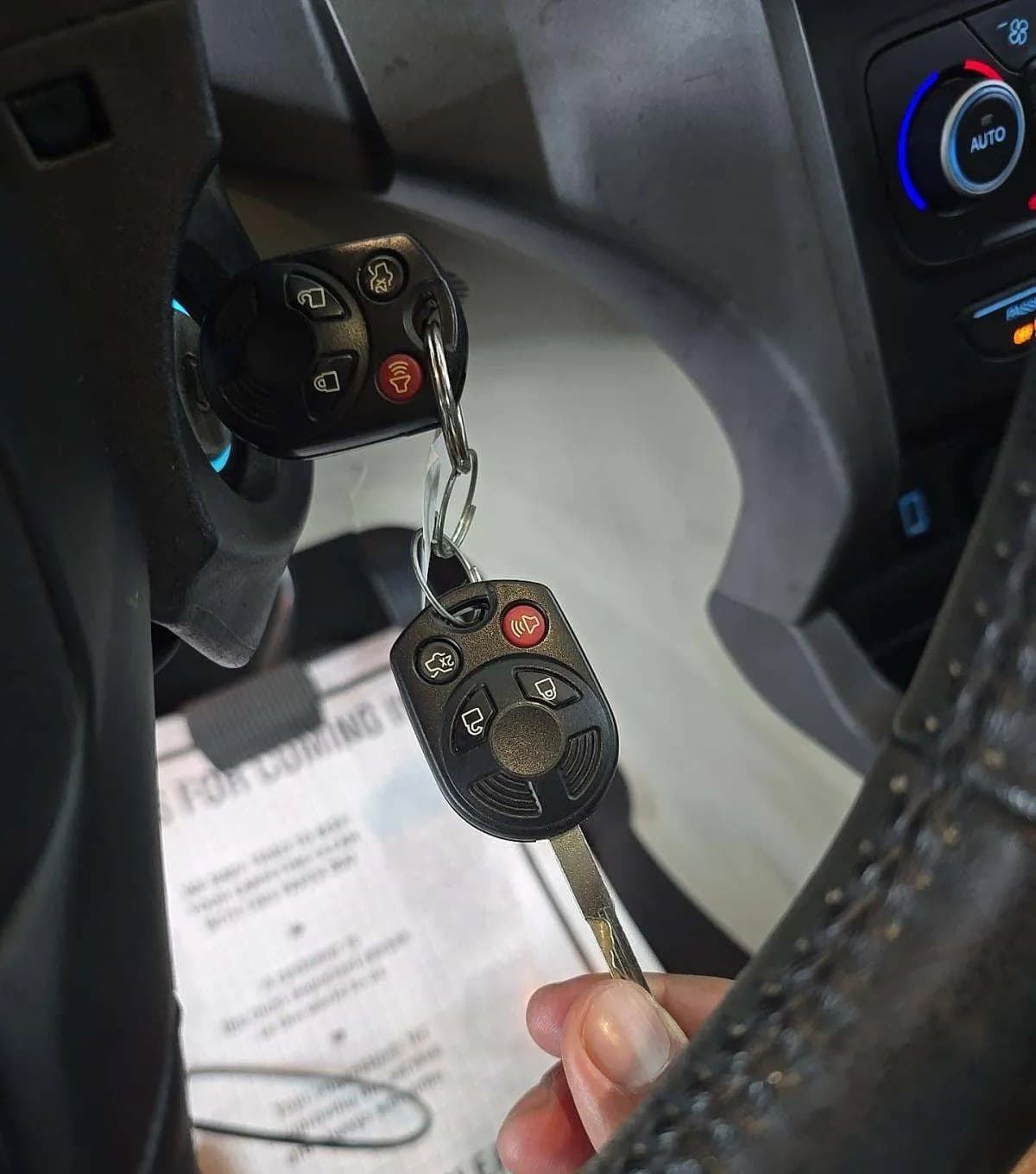 2018 FORD ESCAPE SEL 4