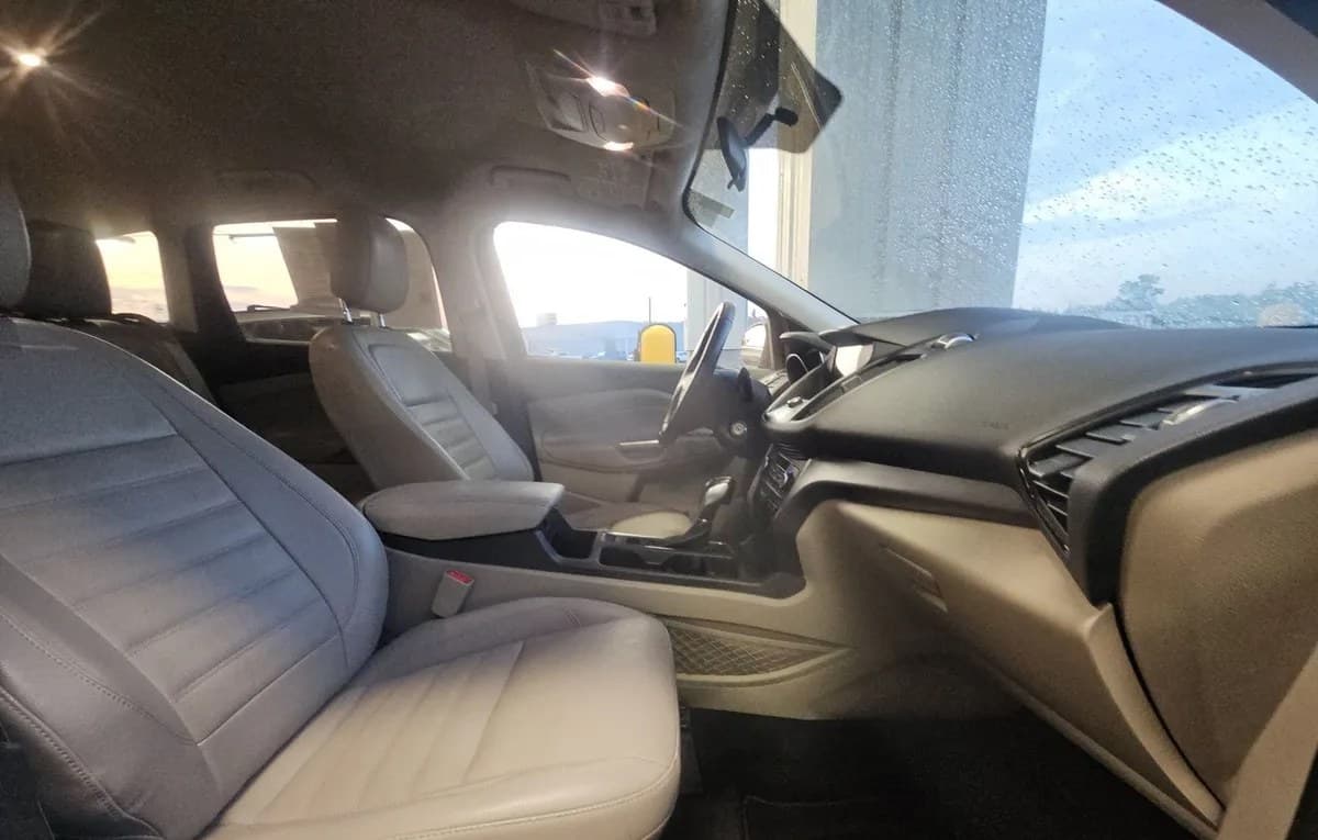 2018 FORD ESCAPE SEL 4