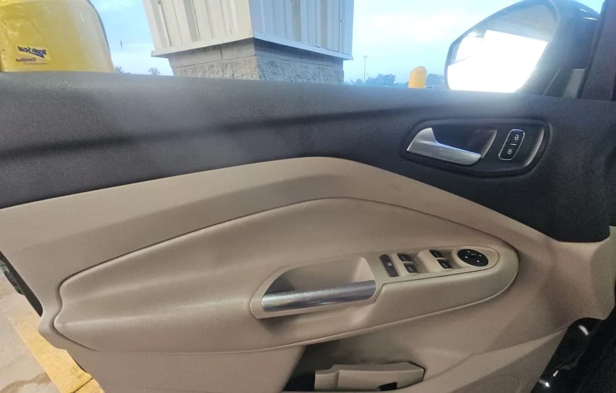 2018 FORD ESCAPE SEL 5