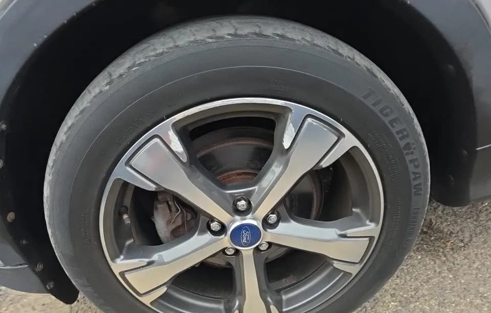 2018 FORD ESCAPE SEL 4