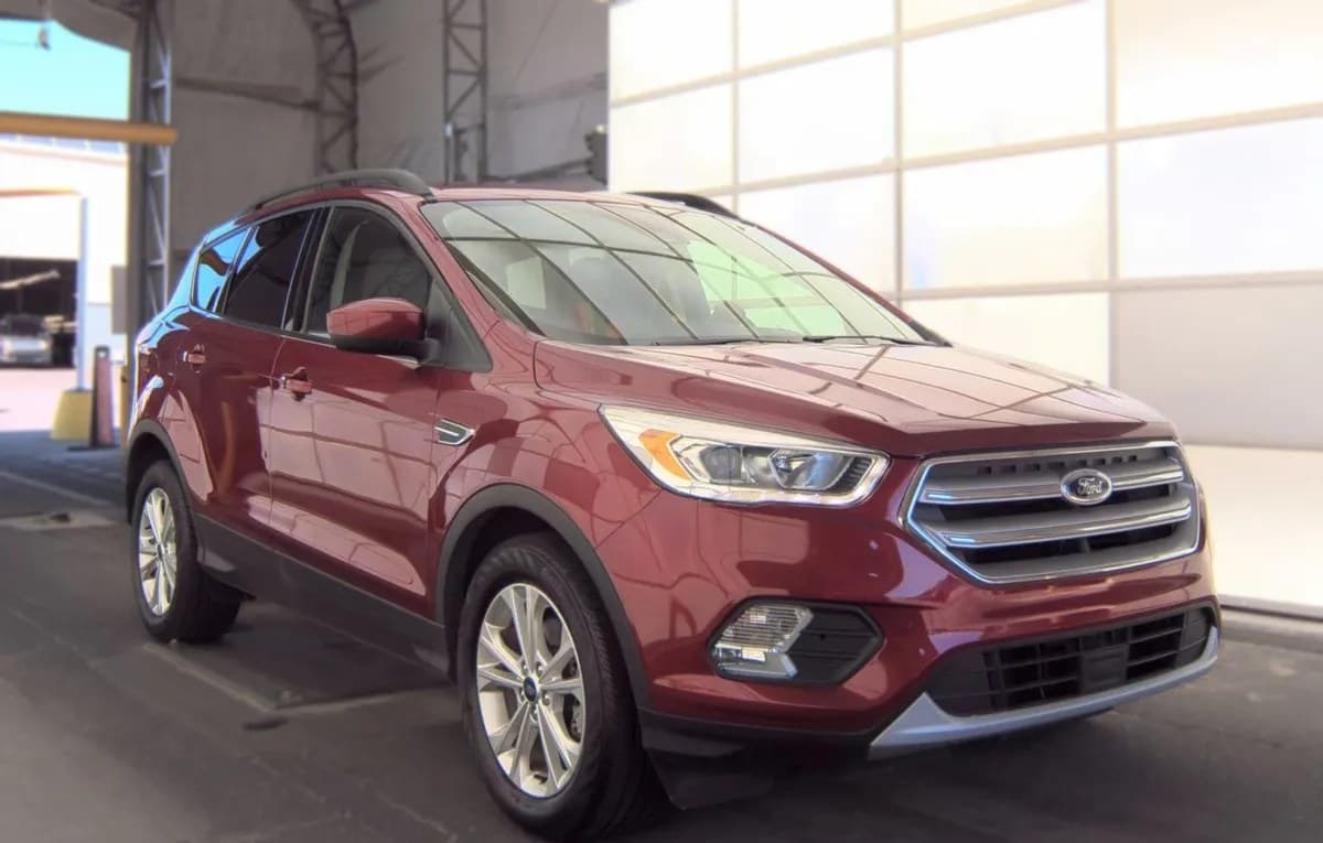 2019 FORD ESCAPE SEL 4