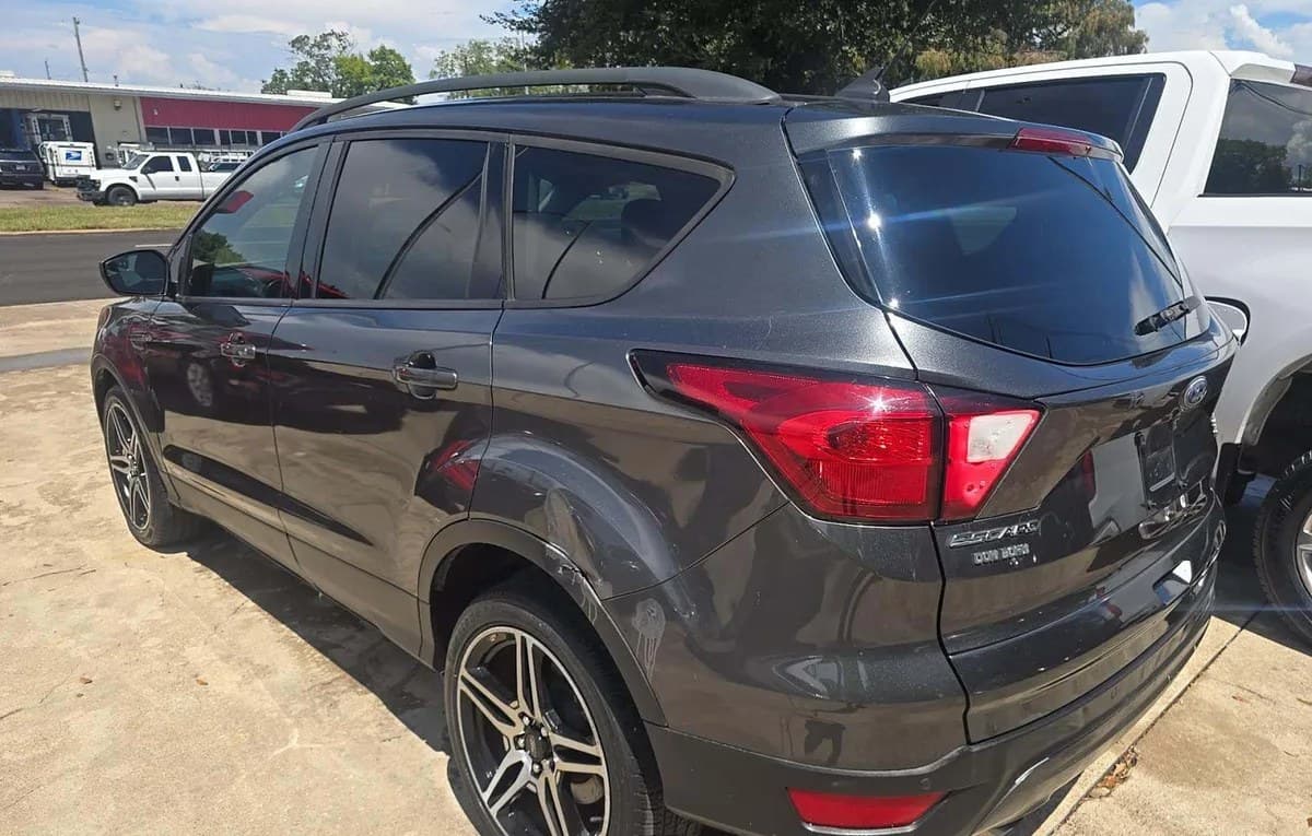 2019 FORD ESCAPE SEL 3