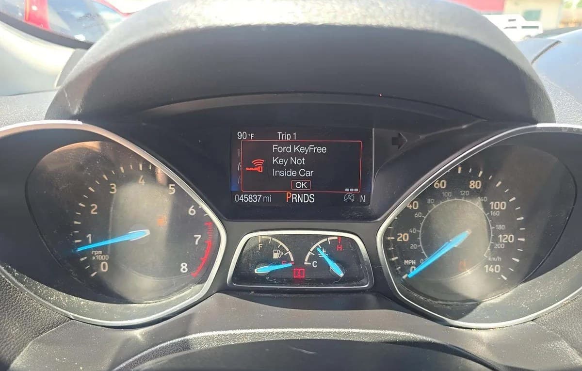 2019 FORD ESCAPE SEL 6