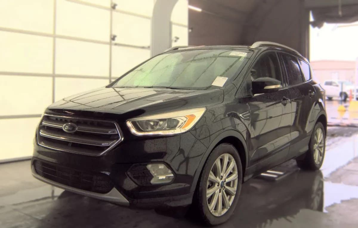 2017 FORD ESCAPE TITANIUM 2