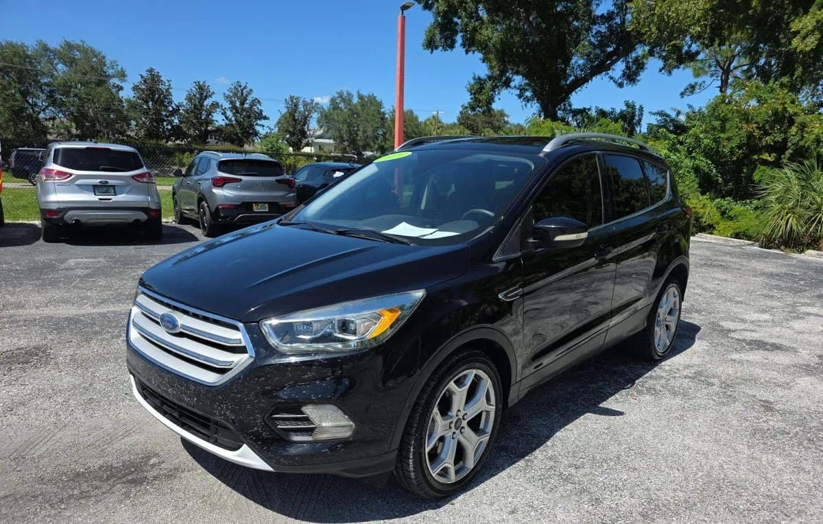 2019 FORD ESCAPE Titanium 2
