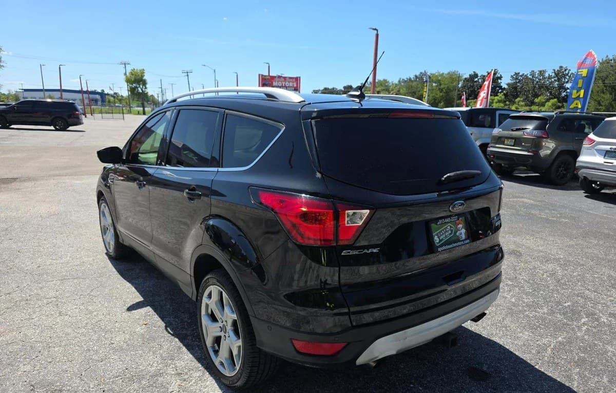 2019 FORD ESCAPE Titanium 3