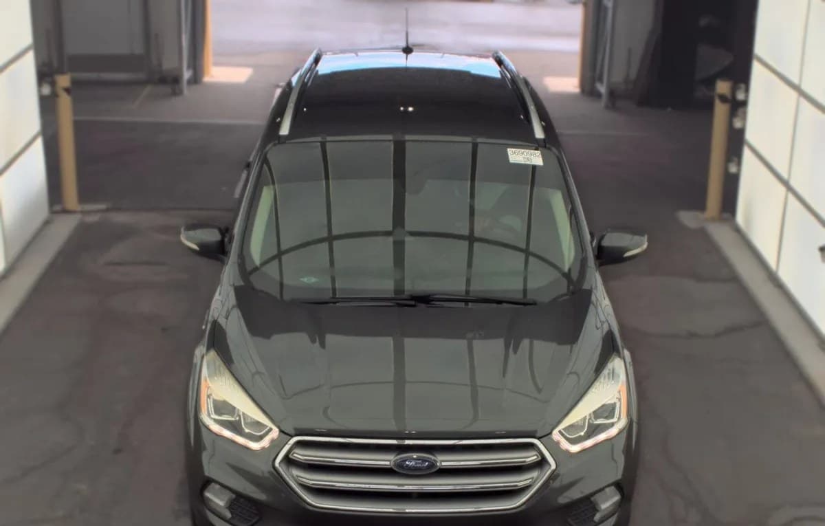 2017 FORD ESCAPE Titanium 3