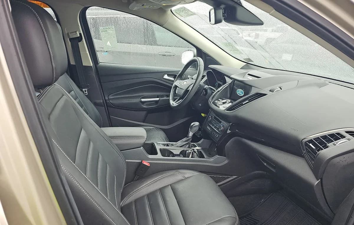 2017 FORD ESCAPE TITANIUM 5