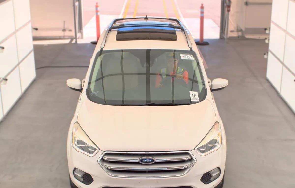 2019 FORD ESCAPE Titanium 3