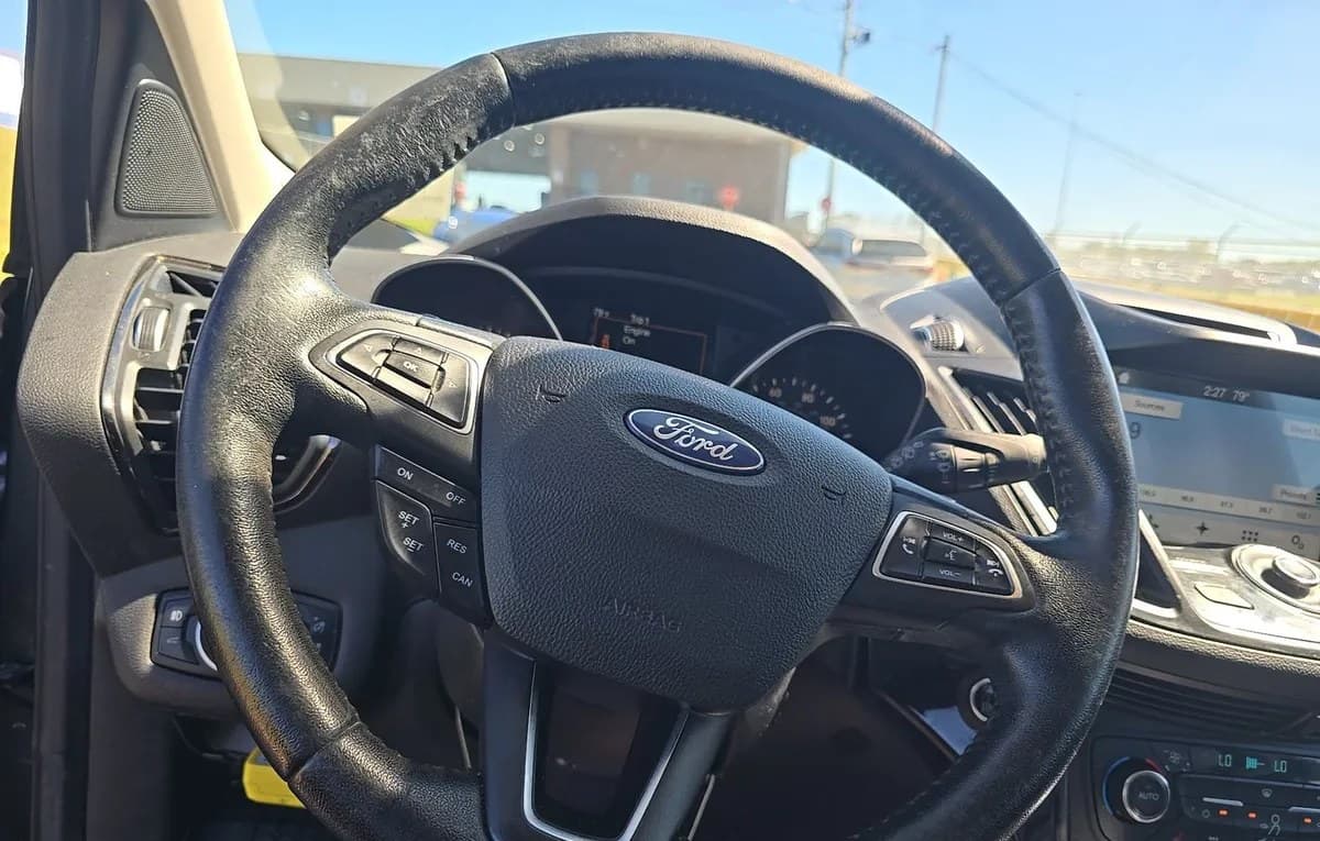 2017 FORD ESCAPE Titanium 6