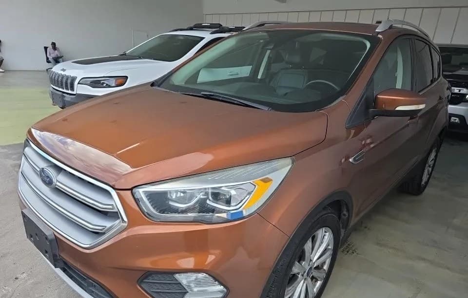 2017 FORD ESCAPE Titanium 2