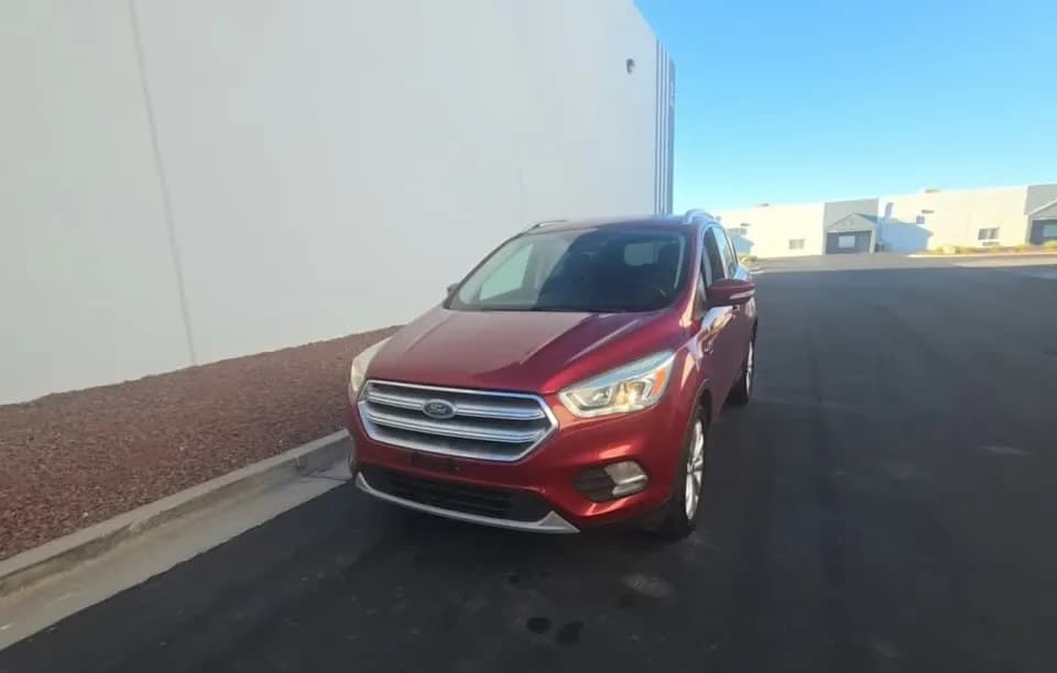 2017 FORD ESCAPE TITANIUM 1
