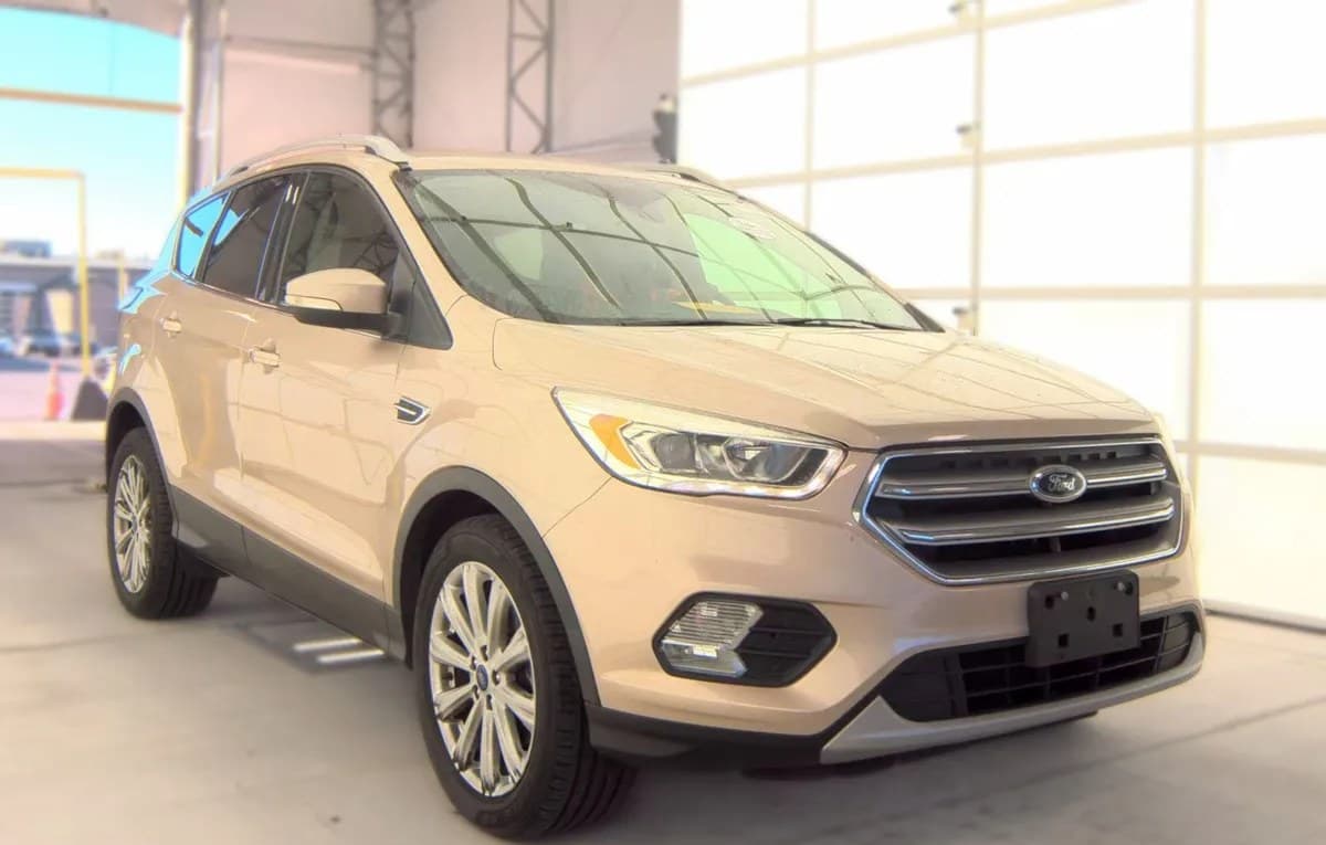 2017 FORD ESCAPE Titanium 3