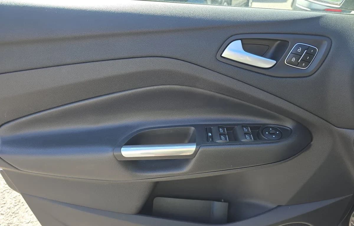 2017 FORD ESCAPE Titanium 5