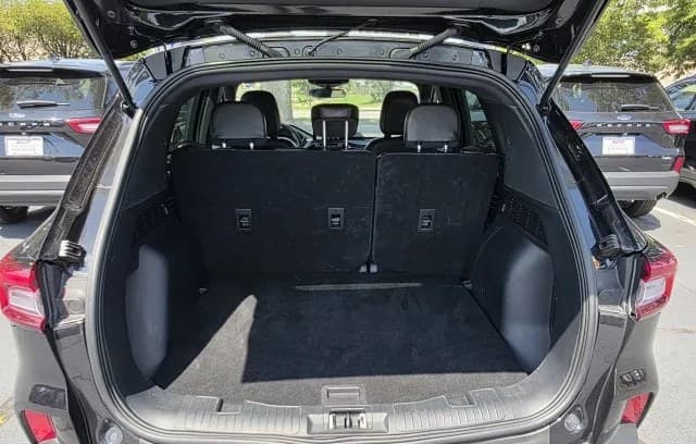 2025 FORD ESCAPE ST-Line 3