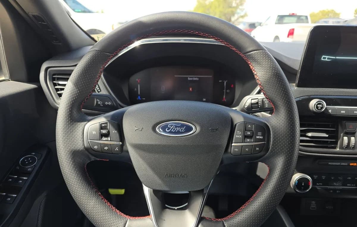 2025 FORD ESCAPE ST-Line 7