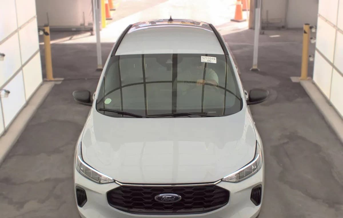 2025 FORD ESCAPE ST-LINE 3