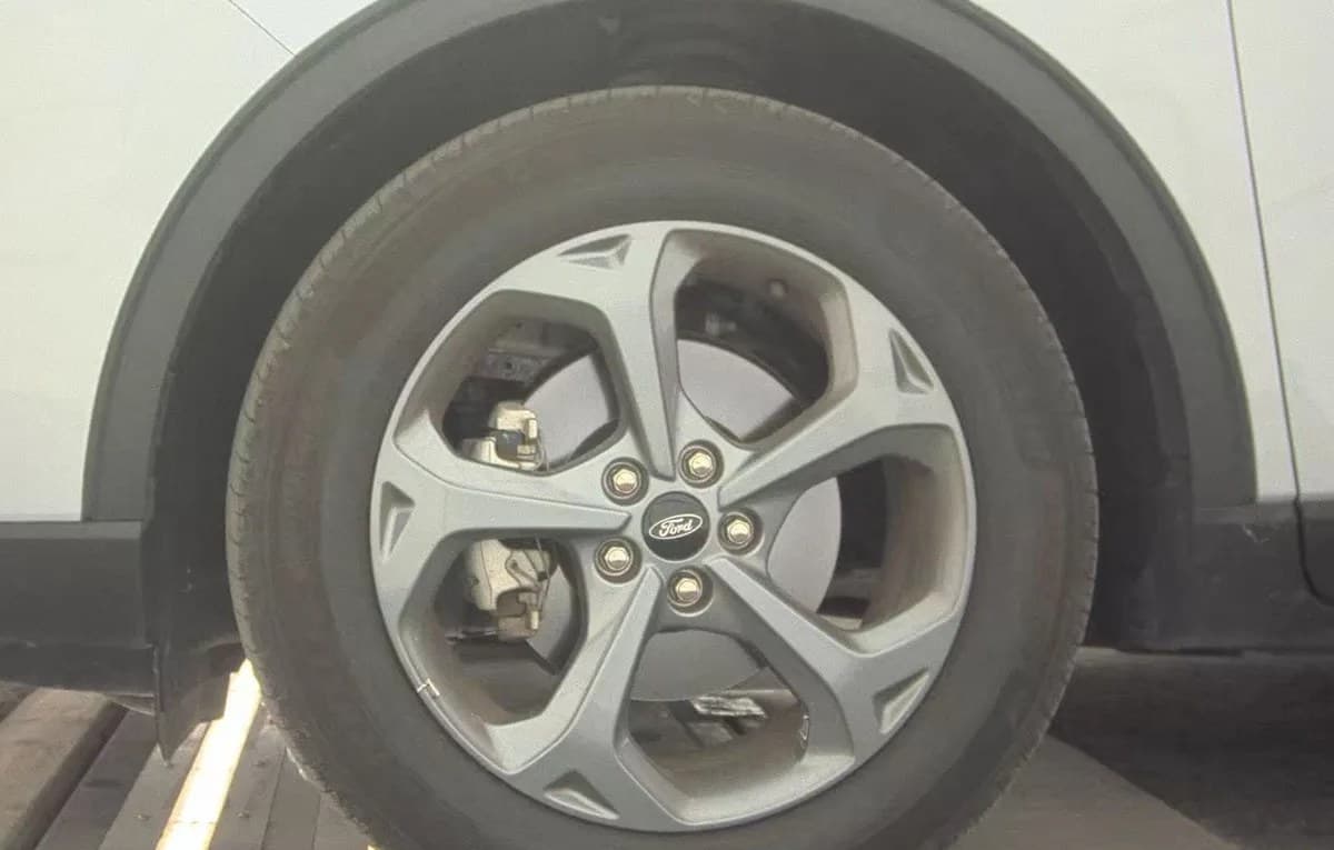 2025 FORD ESCAPE ST-LINE 6