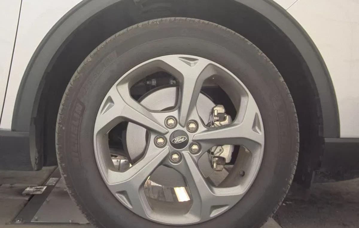 2025 FORD ESCAPE ST-LINE 7
