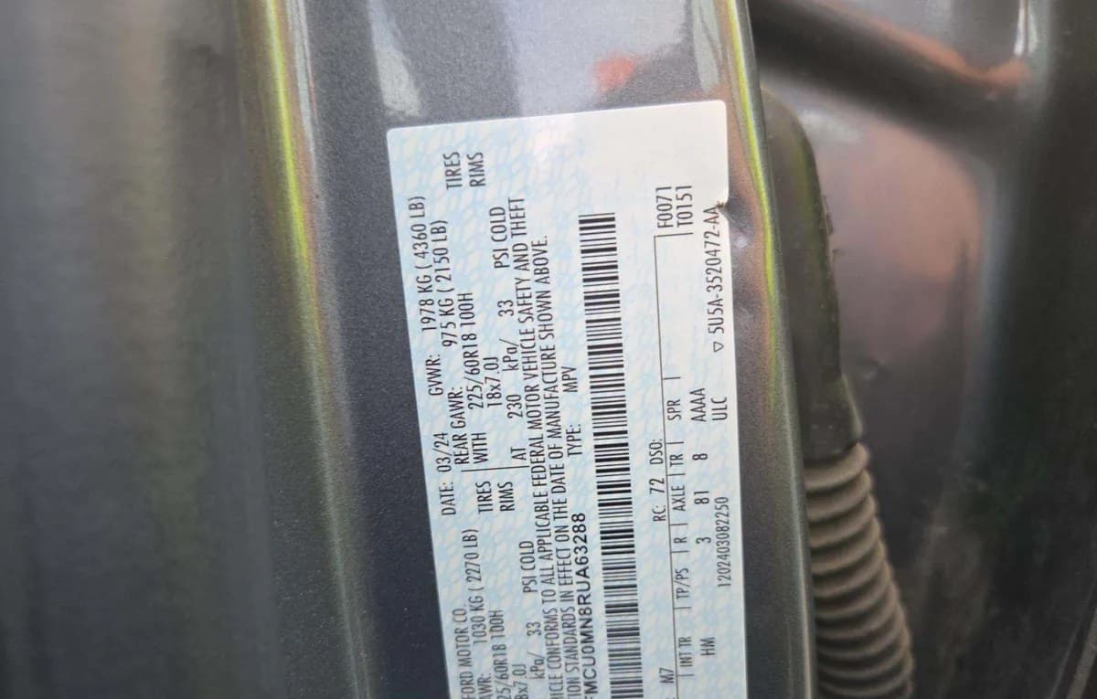 2024 FORD ESCAPE ST-Line 3