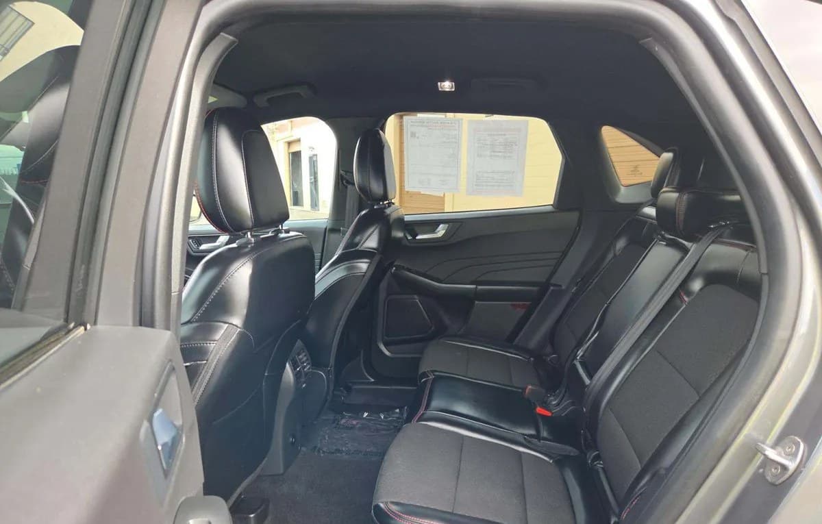 2024 FORD ESCAPE ST-Line 7
