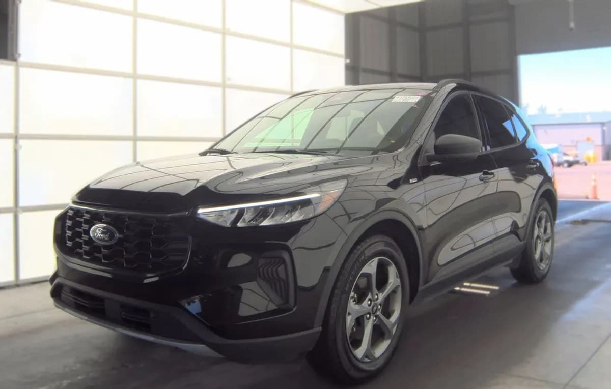 2025 FORD ESCAPE ST-LINE 2