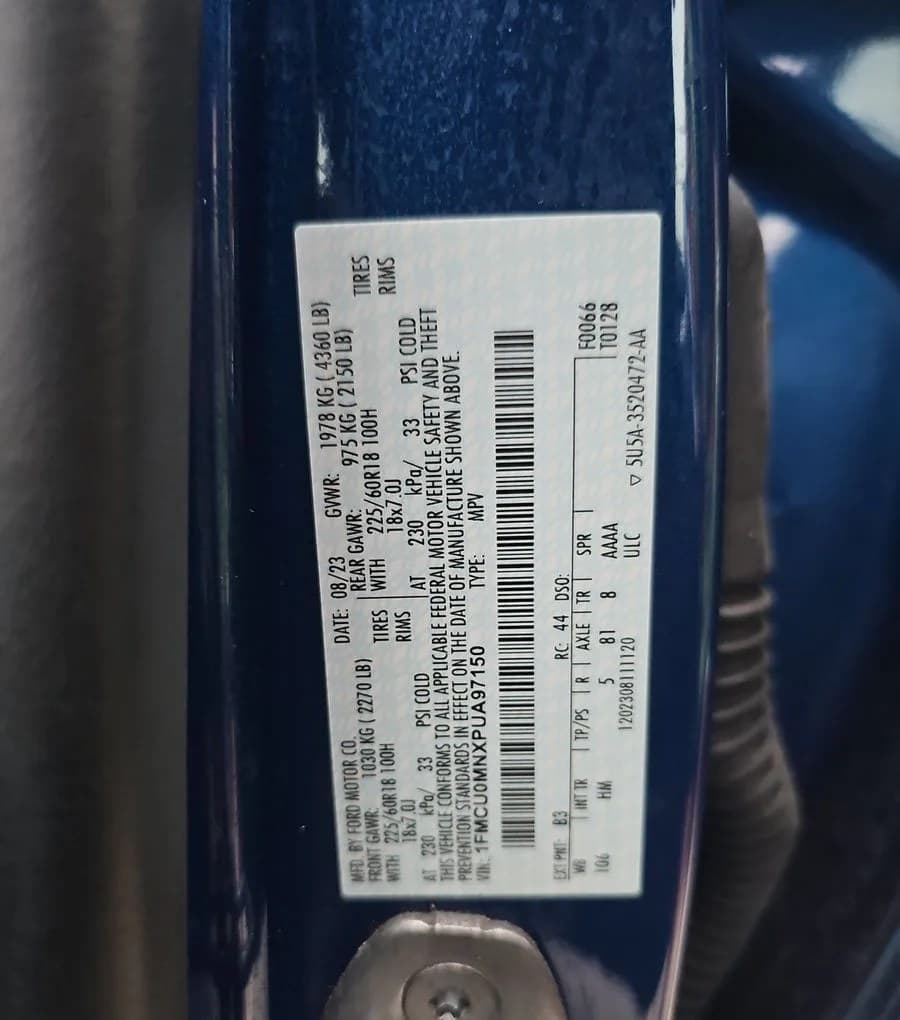 2023 FORD ESCAPE ST-Line 7