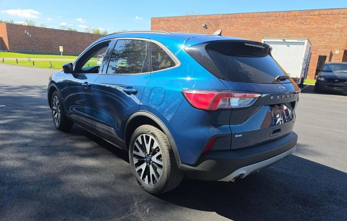 2020 FORD ESCAPE HYBRID SE Sport 3