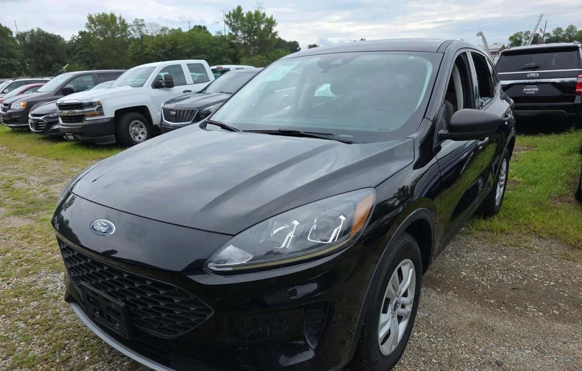 2022 FORD ESCAPE S 2