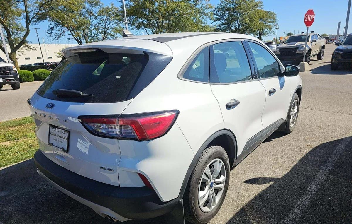 2022 FORD ESCAPE S 4